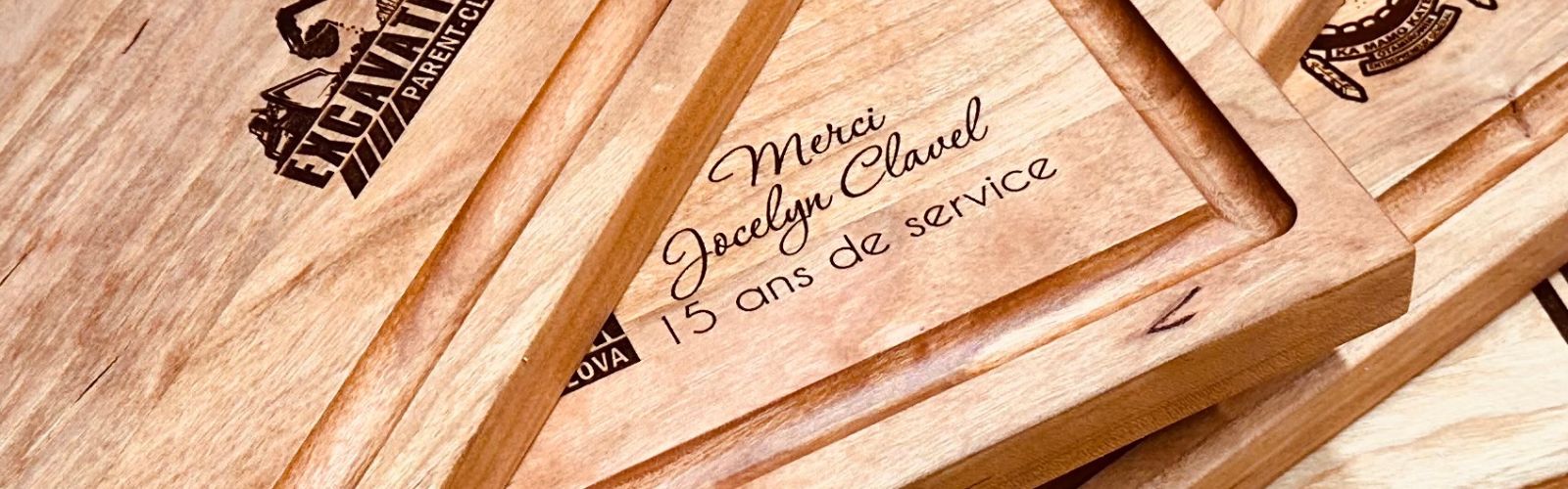 cadeau corporatif personnalisé -gravure sur bois-BoisFrancK