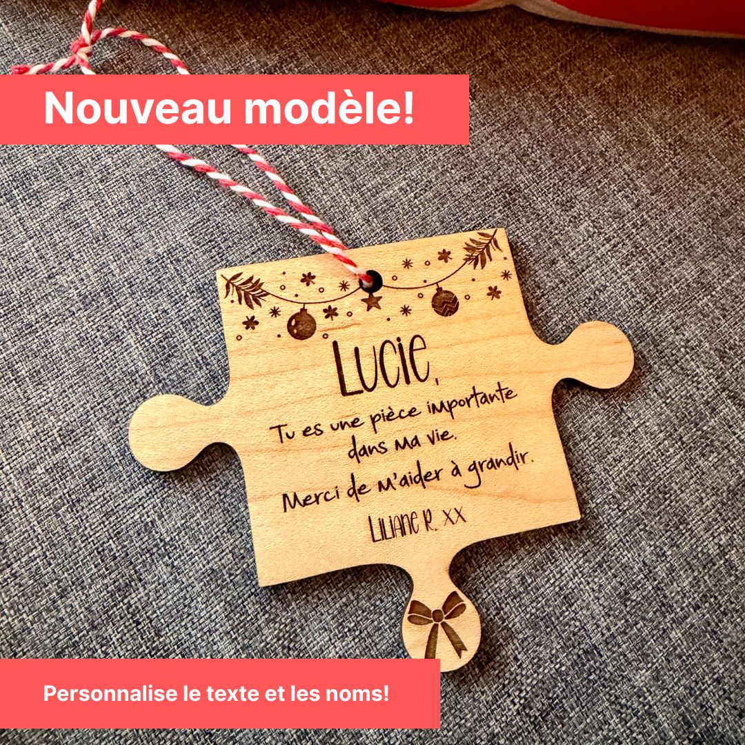 Boule de Noël en bois personnalisée style casse-tête