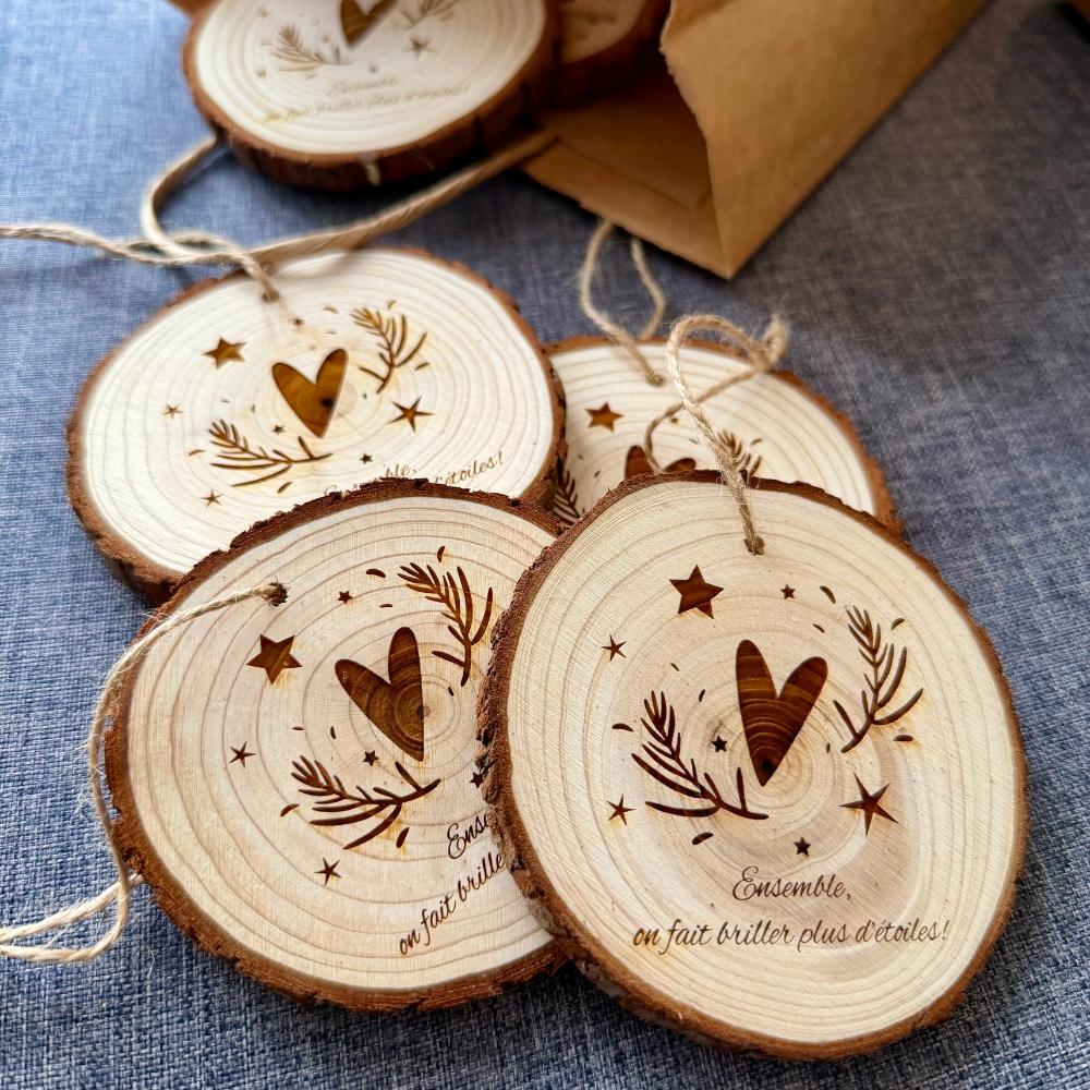 Boule de noel style rondin pour entreprise-logo et texte graves-BoisFrancK