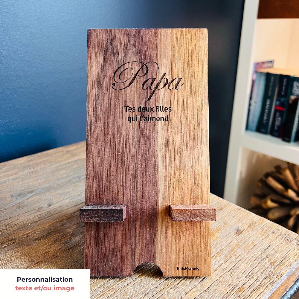 Support cellulaire en bois gravé cadeau fête des Pères — noyer noir massif — BoisFrancK