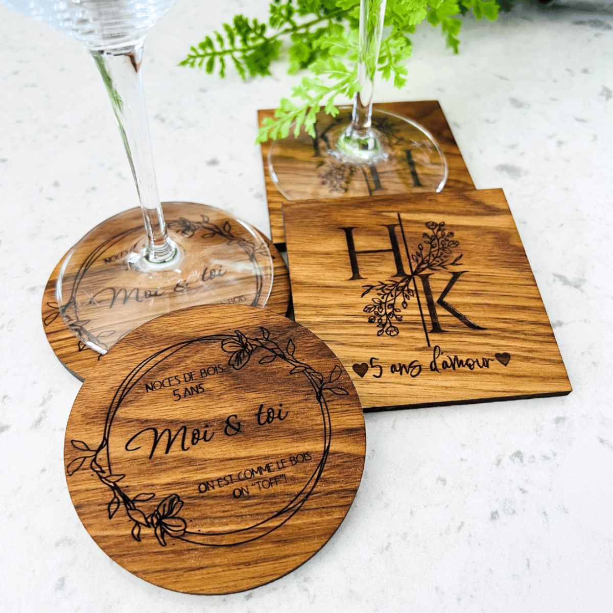 cadeaux pour nouveaux mariés- sous-verres en bois personnalisés-boisfranck