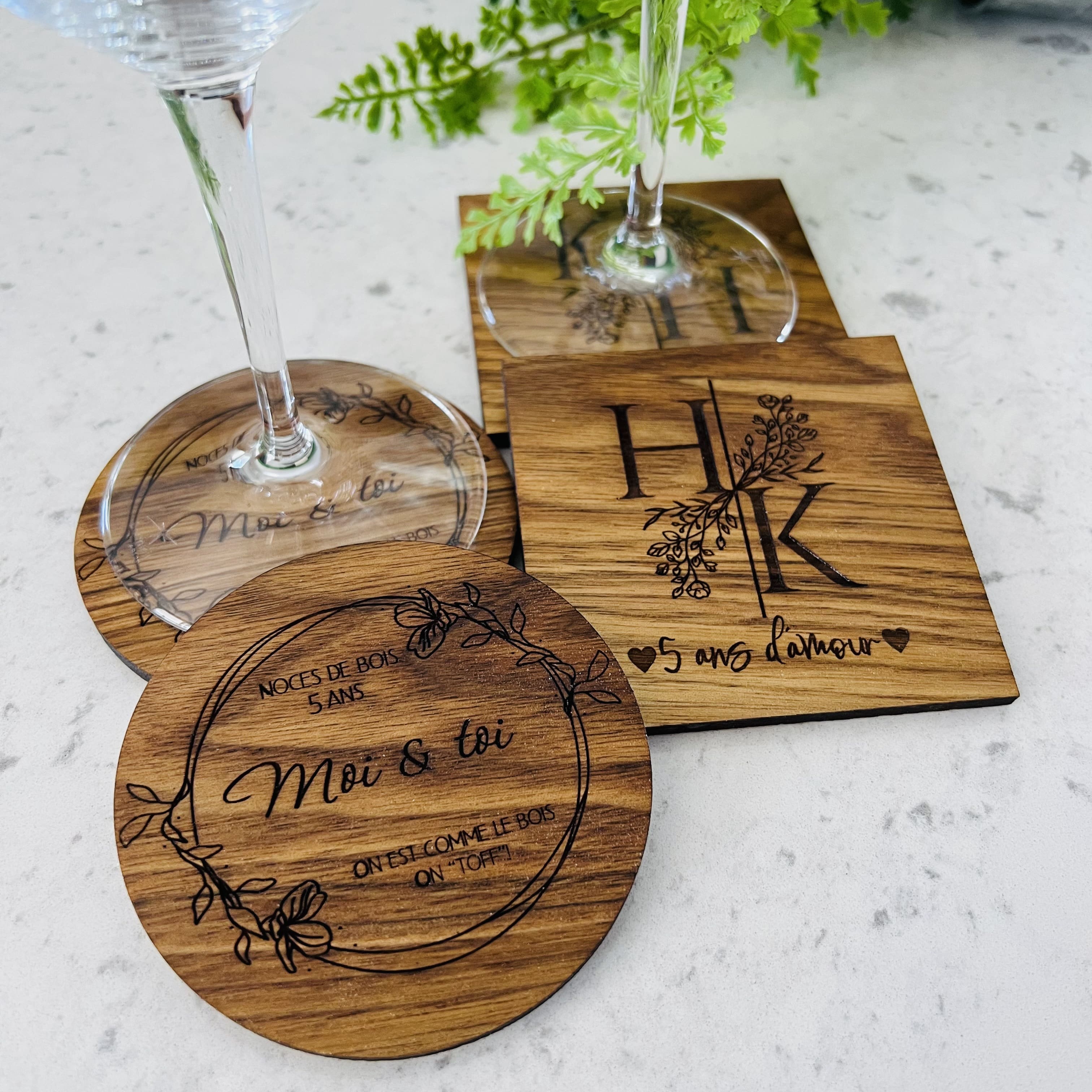 cadeaux pour nouveaux mariés- sous-verres en bois personnalisés-boisfranck