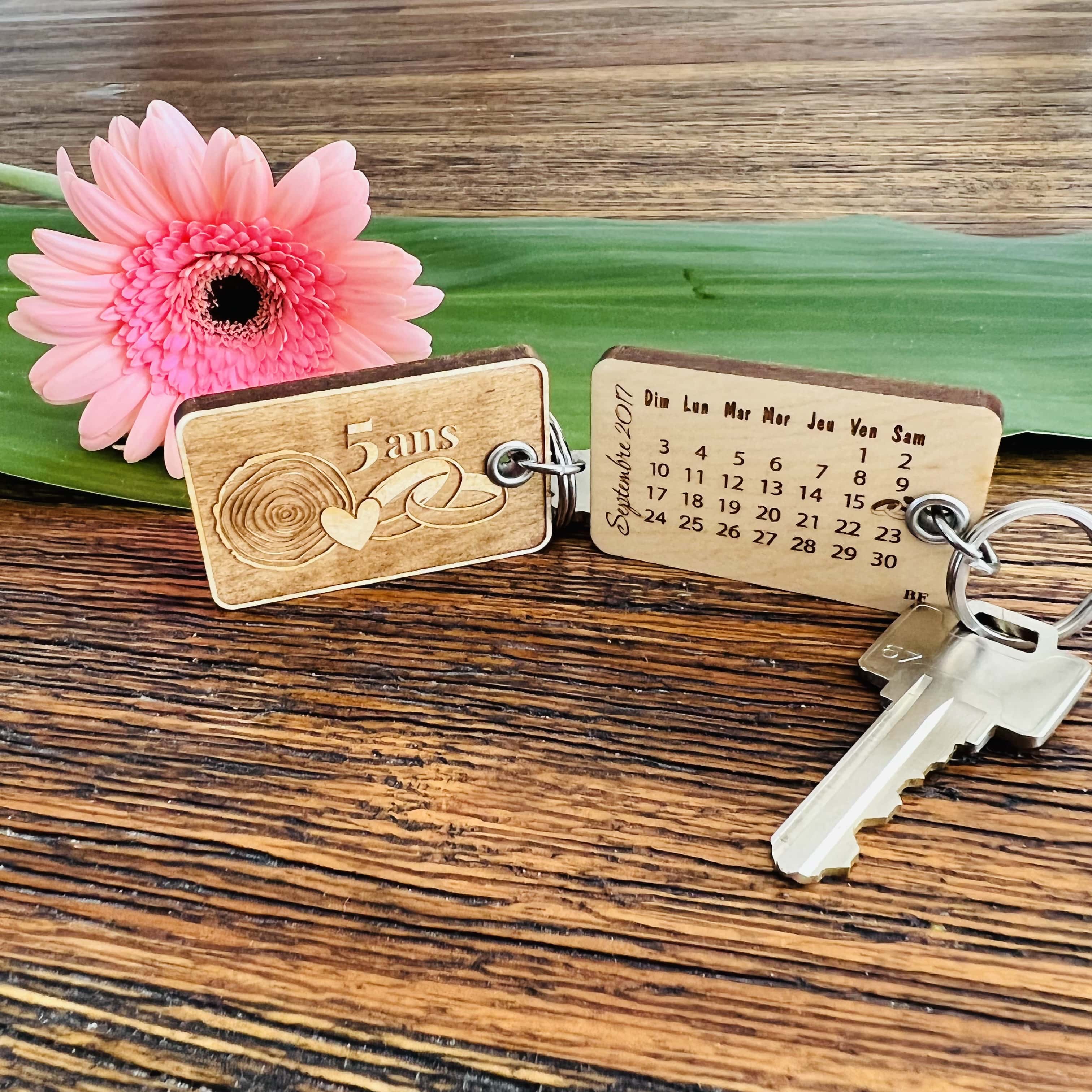 porte-clé noces de bois- idée cadeau de mariage petit prix- BoisfrancK