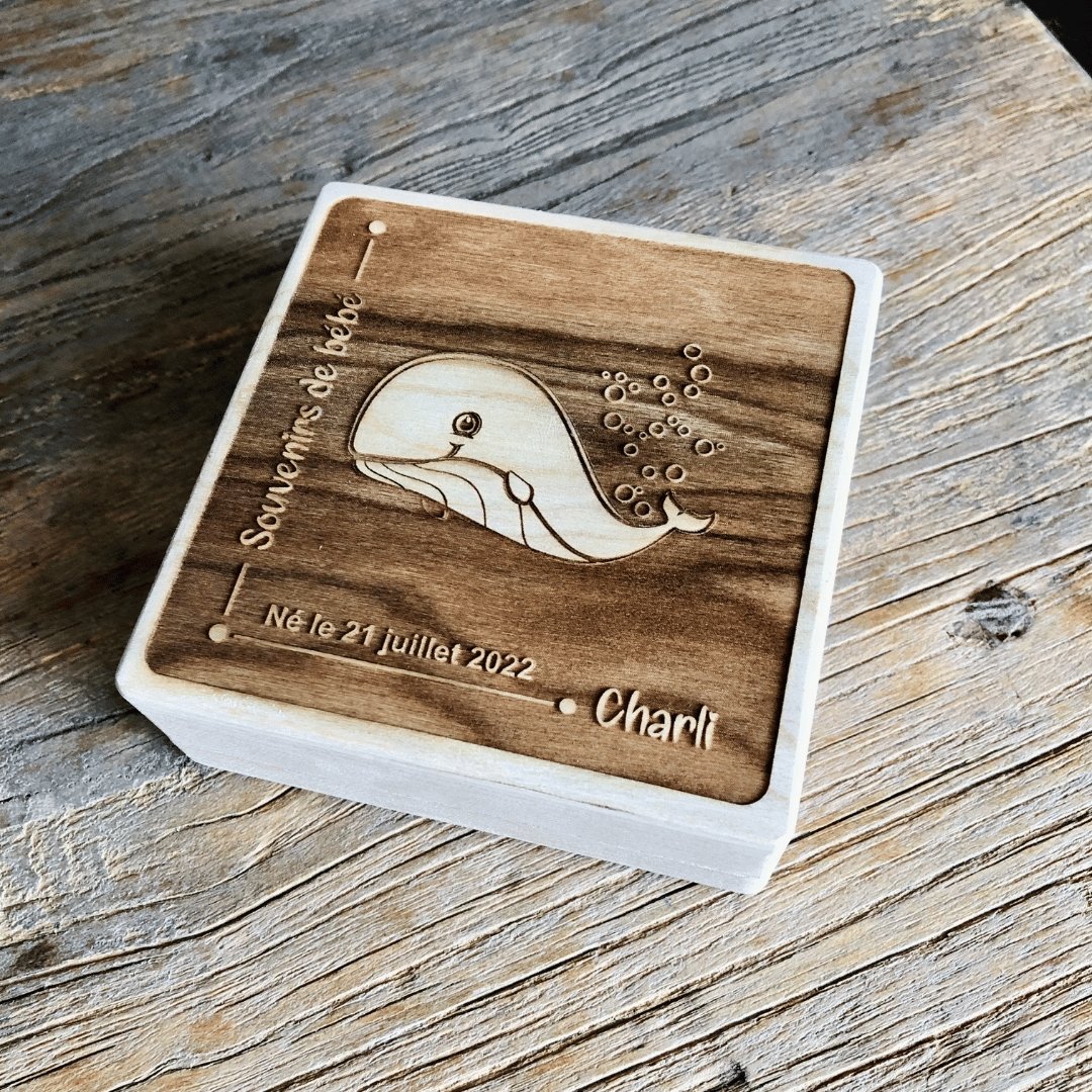 Boîte à souvenir en bois pour nouveau-né image de baleine-informations de naissance-BoiSfrancK